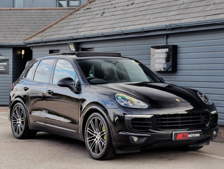 2017 Porsche Cayenne S Platinum Edition E-Hybrid 5dr Tiptronic S ESTATE PETROL/ELECTRIC Automatic