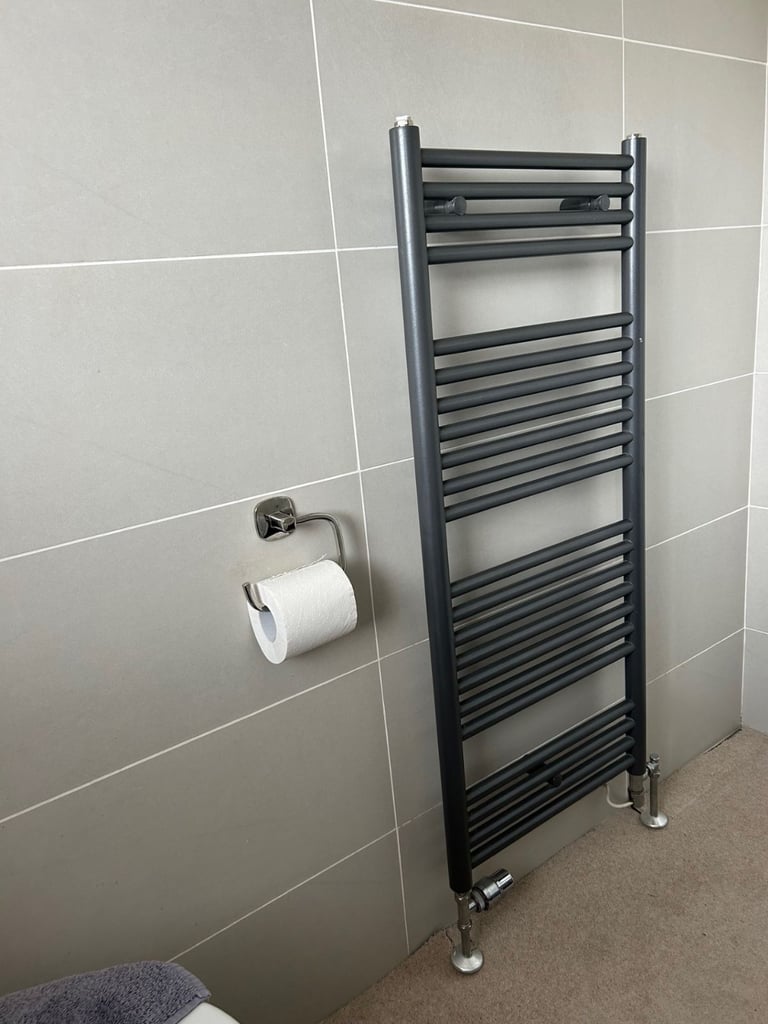 Designer Radiator 1200 x 500 Anthracite