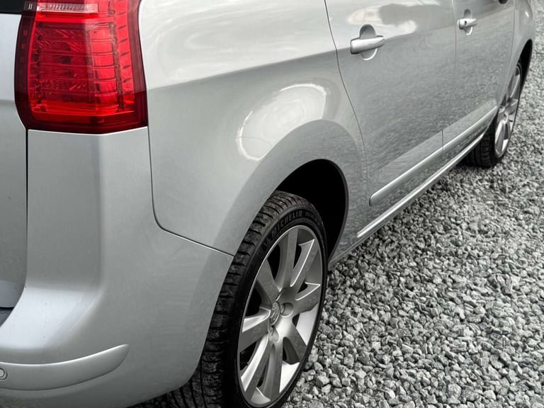 2014 Peugeot 5008 1.6 HDi Allure 5dr MPV DIESEL Manual