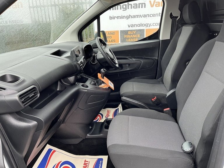 2022 Vauxhall Combo Turbo D 2300 Dynamic Panel Van Diesel Manual