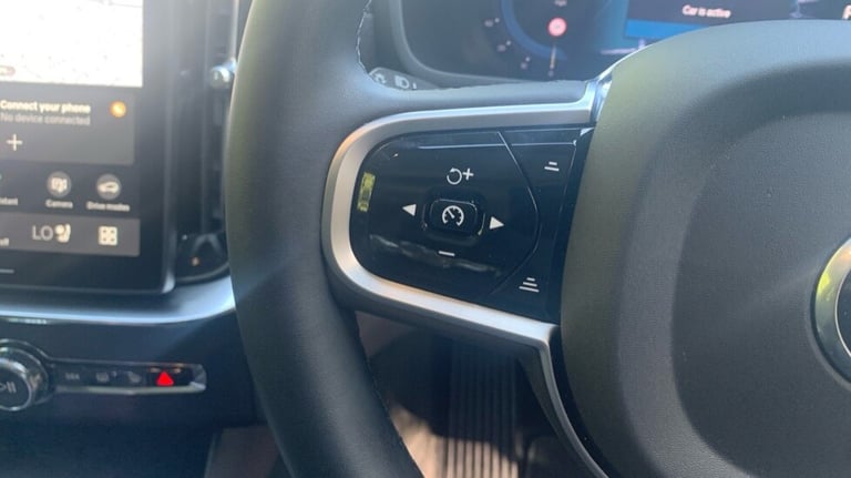 2025 Volvo XC90 Ultra, T8 AWD Plug-in hybrid, Electric/Petrol, Dark, 7 Seats Estate Petrol Parall...