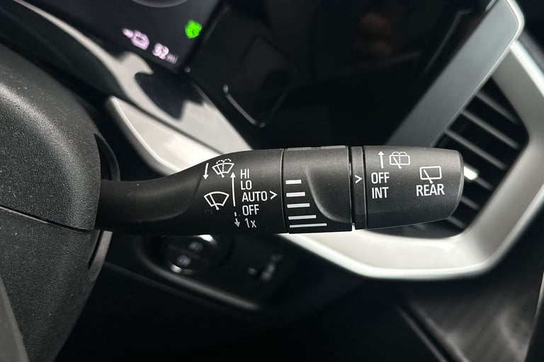  Vauxhall Mokka Electric 50kwh Ultimate Suv 5dr Electric Auto 136 Ps Electric