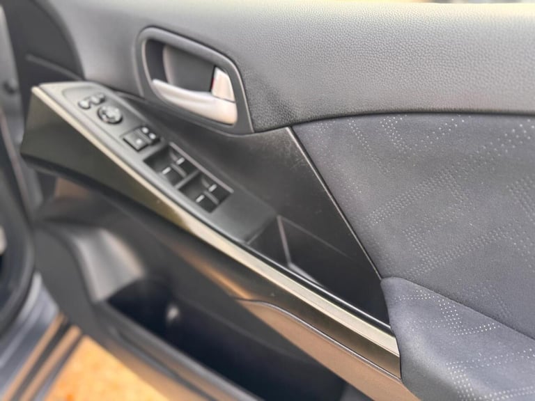 2012 Honda Civic Hatchback (2011 - 2015) Hatchback Petrol Manual