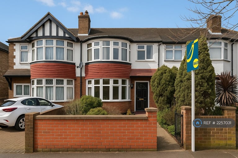 3 bedroom house in Scorton Avenue, Perivale, Greenford, UB6 (3 bed) (#2257031)