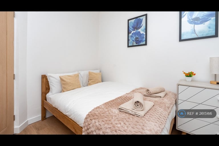 3 bedroom flat in London Road, Portsmouth, PO2 (3 bed) (#2615166)