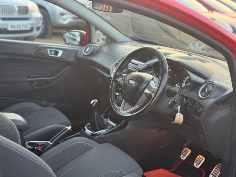 2014 Ford Fiesta 1.0T EcoBoost Zetec S Euro 5 (s/s) 3dr Hatchback Petrol Manual