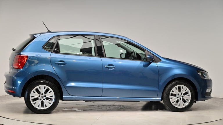 2015 Volkswagen Polo 1.2 TSI BlueMotion Tech SE Euro 6 (s/s) 5dr HATCHBACK Petrol Manual