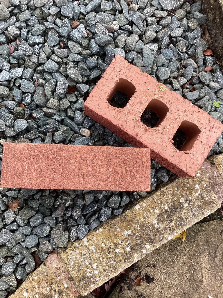 image for 158 Red bricks