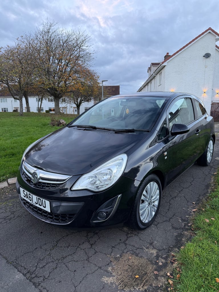 2011 Vauxhall Corsa Excite (LOW MILES)