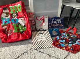 Christmas themed gift bags bundle 