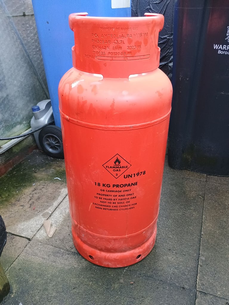 PROPANE GAS - [only x1 left] 18kg FULL BOTTLE £80 CASH