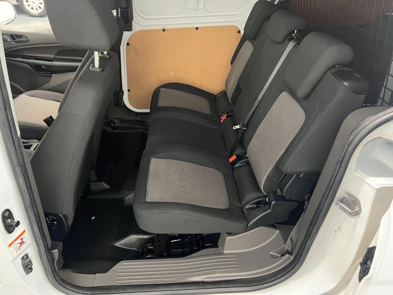 2020 Ford Transit Connect 1.5 230 EcoBlue Leader Crew Van L2 Euro 6 (s/s) 6dr Combi Van Diesel Ma...