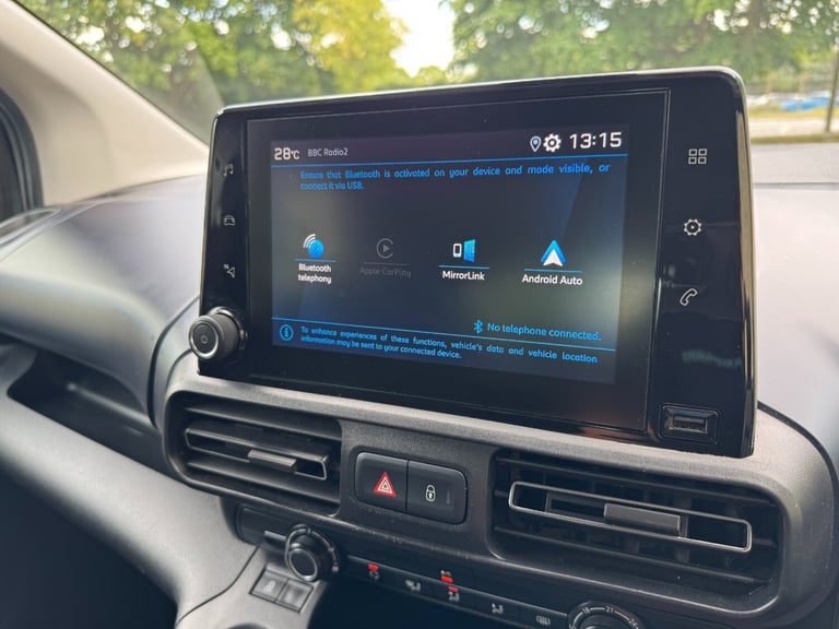  1.5 BlueHDi 100 Allure 5dr Wheelchair Accessible Vehicle, WAV