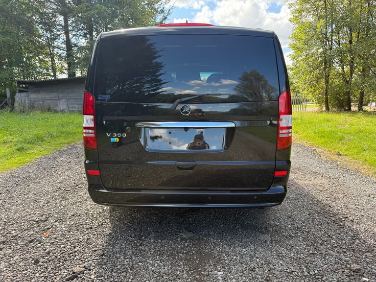 FRESH IMPORT 2011 MERCEDES-BENZ V350 AMBIENTE VIANO LONG WHEEL BASE 3.5 V6 AUTO