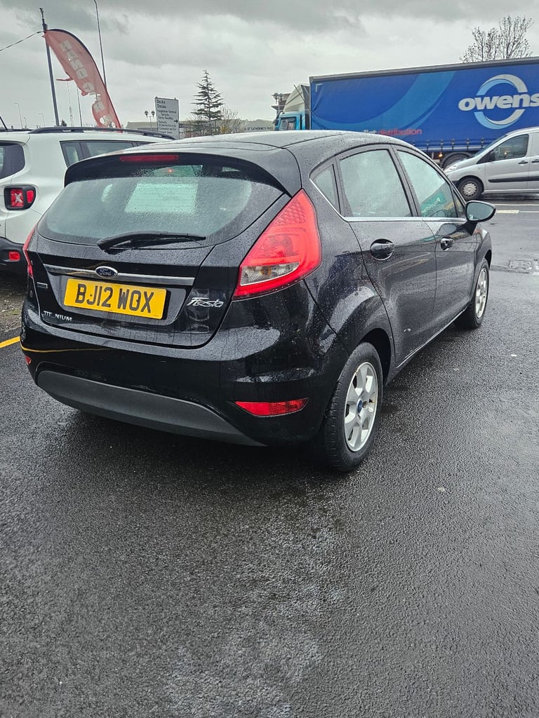Ford, FIESTA, Hatchback, 2012, Manual, 1560 (cc), 5 doors