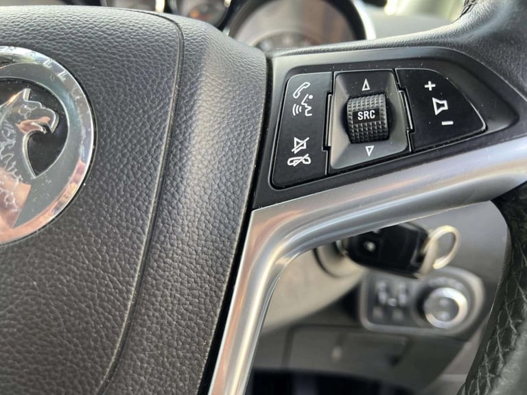 2016 Vauxhall Zafira 1.4T SE 5dr Auto MPV PETROL Automatic