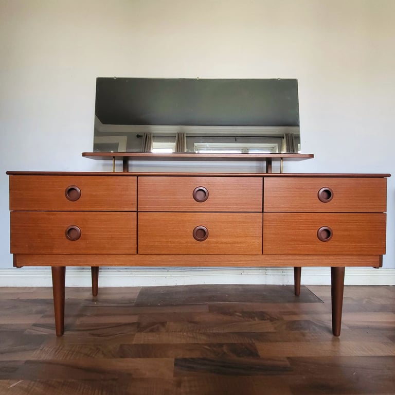 image for Mid century Schreiber dressing table