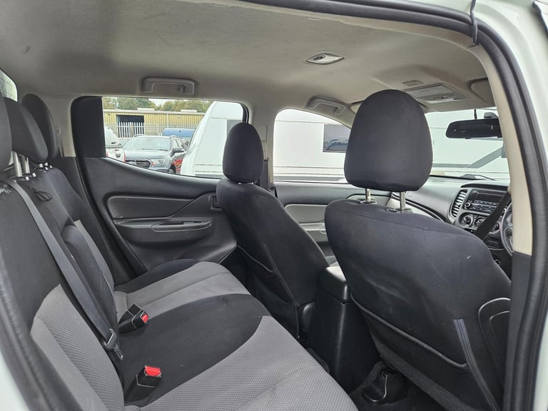 2018 ON 18PLATE MITSUBISHI L200 4 LIFE 150BHP PICKUP, ULEZ FREE, NO VAT