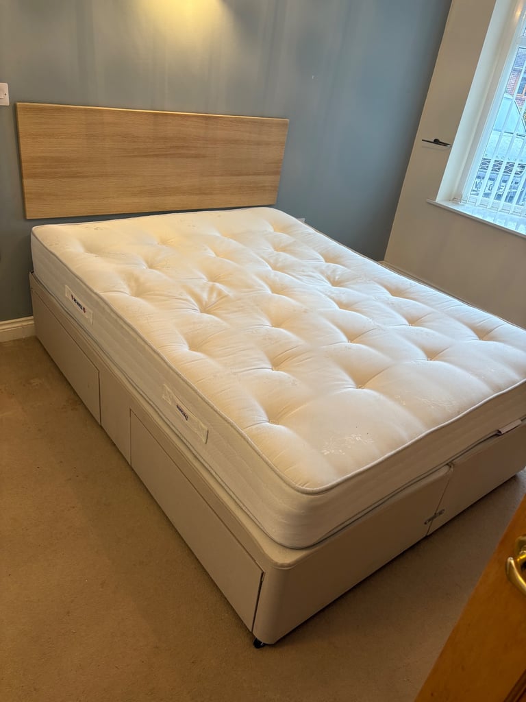 image for KING SIZE DREAMS BED AND MATTRESS. NO HEADBORD. CAN DELIVER