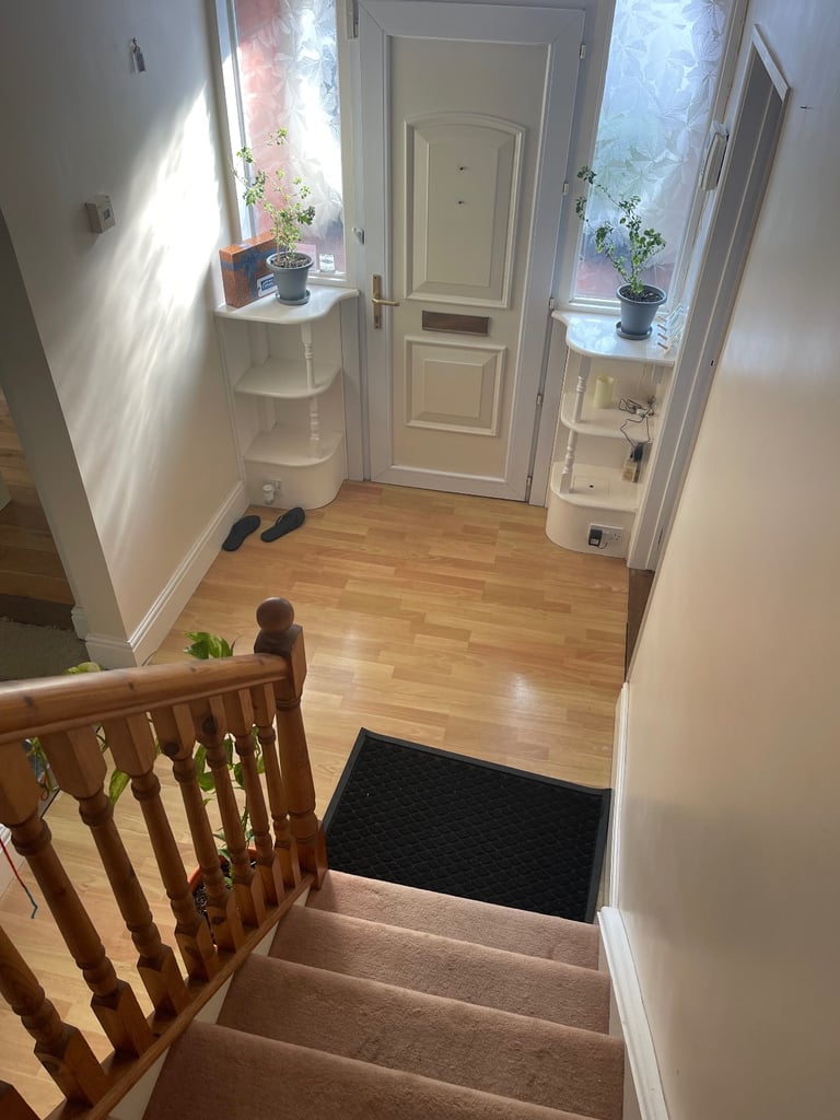 Master bedroom for rent