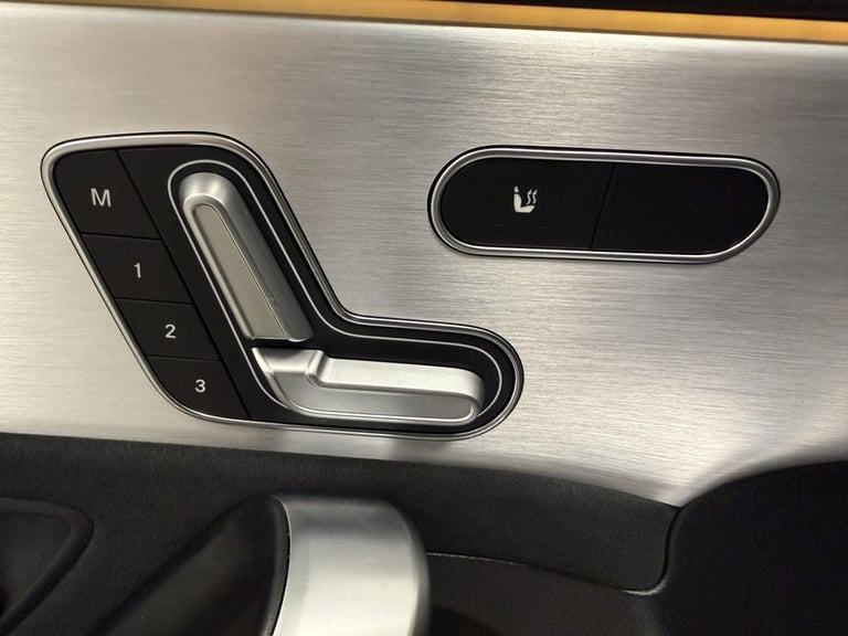 2020 Mercedes-Benz A-Class 1.5 A180d AMG Line (Premium Plus 2) Hatchback 5dr Diesel 7G-DCT Euro 6...