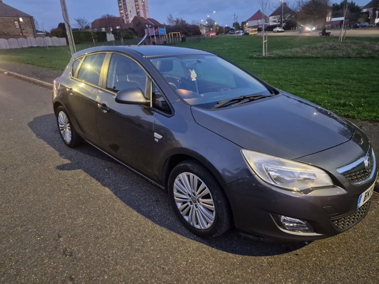 Vauxhall ASTRA 1.4, cheap car, Hatchback, 2011, Manual, 1398 (cc), 5 doors