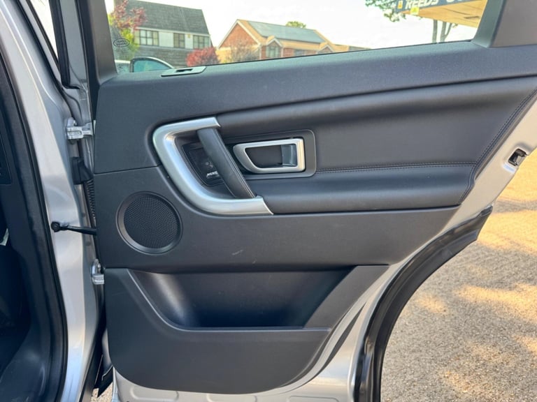 2017 Land Rover Discovery Sport 2.0 SD4 HSE Black Auto 4WD Euro 6 (s/s) 5dr ESTATE Diesel Automatic