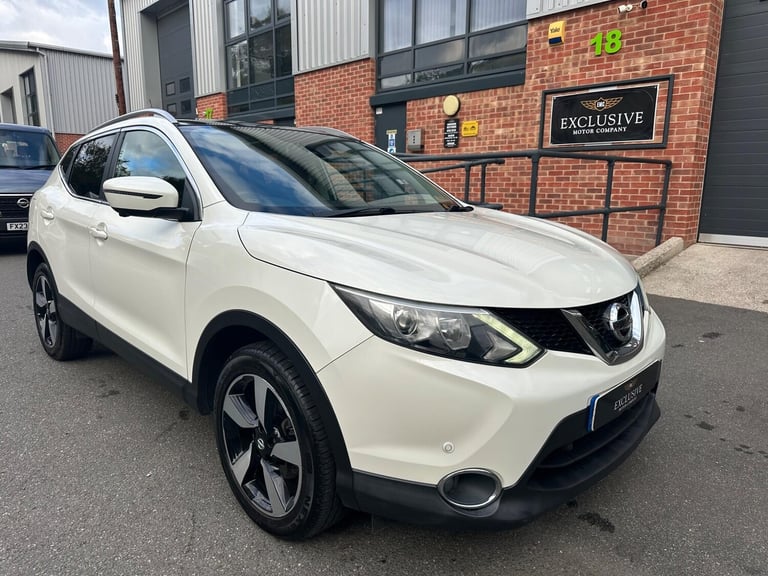 image for 2017 Nissan Qashqai 1.2 DIG-T N-Connecta XTRON 2WD Euro 6 (s/s) 5dr HATCHBACK Petrol Automatic