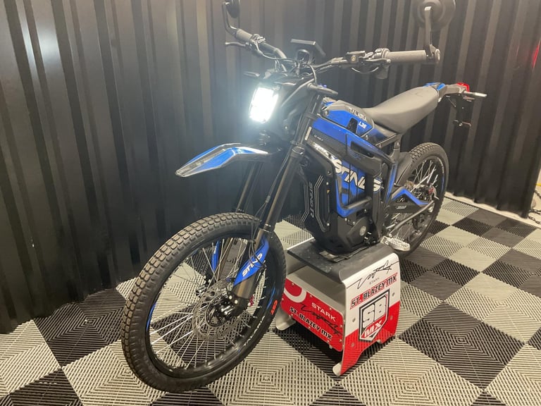 BRAND NEW 2024 TALARIA STING R L3E - ROAD LEGAL ELECTRIC DIRT BIKE