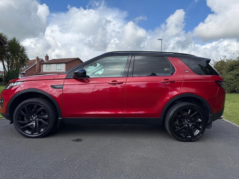 Land Rover DISCO SPORT BLACK HSE / AUTO / 7 SEATS 