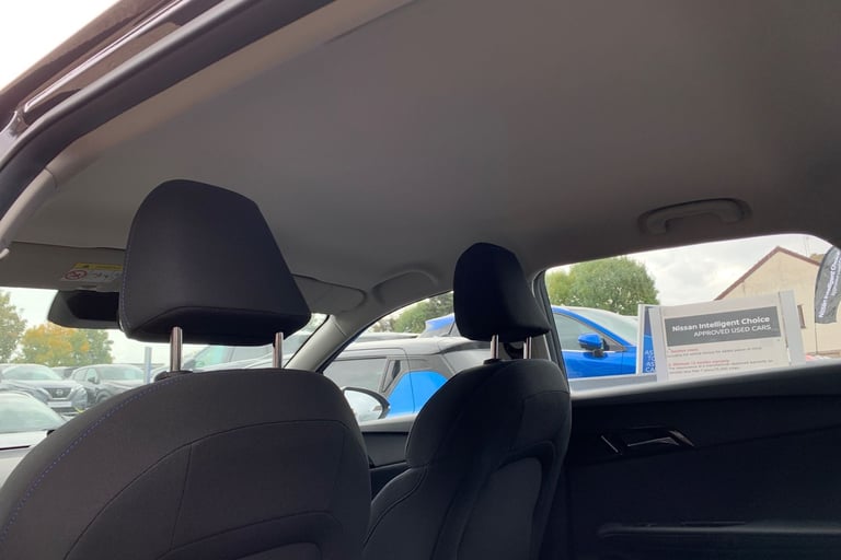 2025 MG MG4 125kW SE [Nav] EV 49kWh 5dr Auto Hatchback Electric Automatic