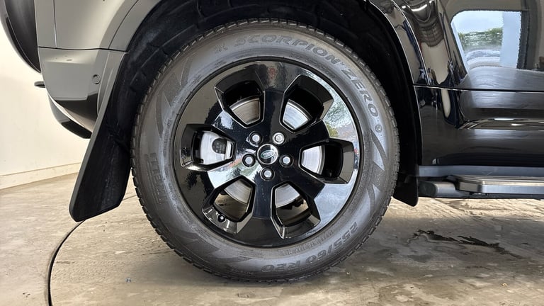 2025 Land Rover Defender 3.0 D350 X-Dynamic HSE 110 5dr Auto ESTATE DIESEL Automatic