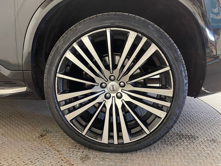 2021 Volvo XC90 2.0h T8 Twin Engine Recharge 11.6kWh Inscription Pro SUV 5dr Petrol Plug-in ESTAT...