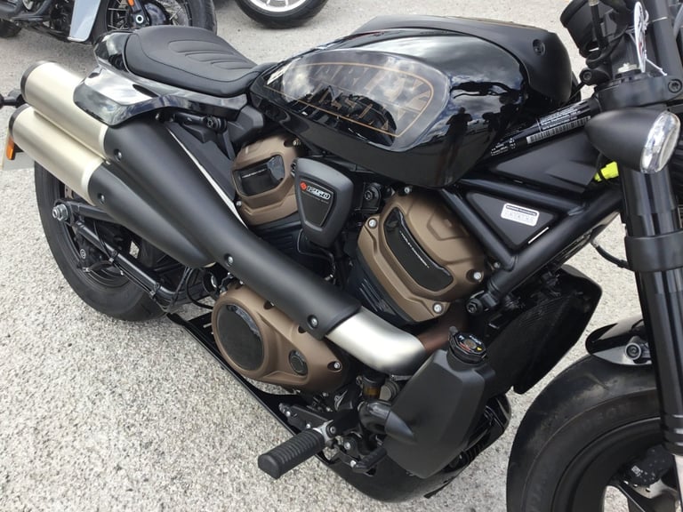 2022 Harley-Davidson SPORTSTER S RH1250S Vivid Black (22MY) HD Sportster PETROL Manual