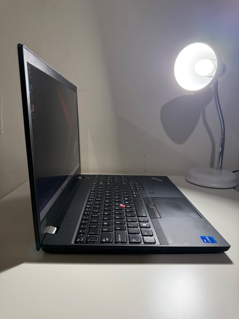 Lenovo Thinkpad T15 Intel i7 1185G7 4.8ghz,32gb ram,1TB Nvme,Nvidia Mx450 2Gb GPU Windows 11 Pro