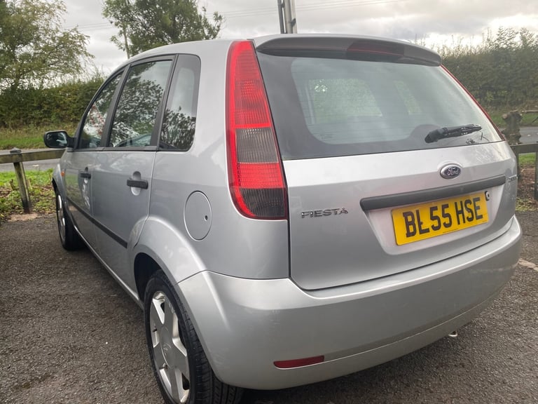 2005 Ford Fiesta 1.4 Zetec 5dr HATCHBACK Petrol Manual
