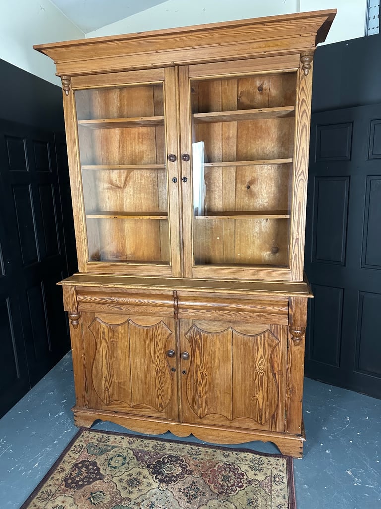 image for A huge antique pine kitchen dresser