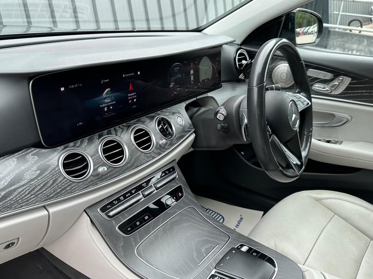 2021 Mercedes-Benz E Class 2.0 E300de 13.5kWh AMG Line Night Edition (Premium Plus) G-Tronic+ Eur...