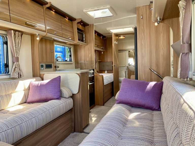 2015 Bailey Unicorn 3 Cadiz. 4 Berth. Single Axle Touring Caravan