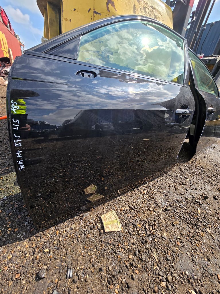 AUDI A4 Avant B9.5 Facelift SINGLE Front Door Black Breaking Parts