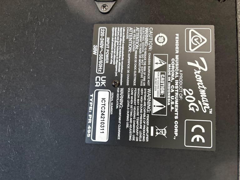 FENDER GUITAR AMP 20w