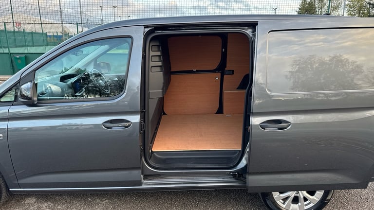 2025 Ford Transit Connect 1.5 EcoBoost PHEV 150 Limited Van Auto PANEL VAN PETROL/ELECTRIC Automatic