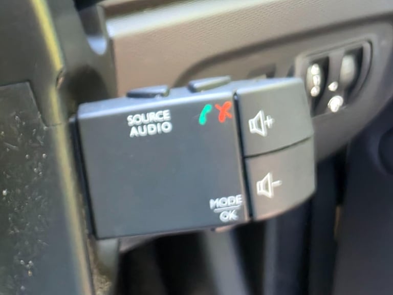 2015 Renault Captur 1.5 dCi ENERGY Dynamique S Nav Euro 6 (s/s) 5dr SUV Diesel Manual