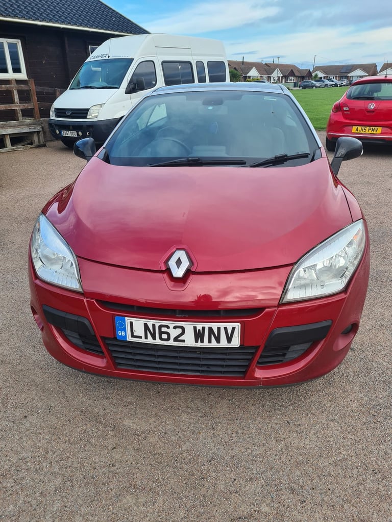 Renault, MEGANE, Convertible, 2012, Manual, 1870 (cc), 2 doors