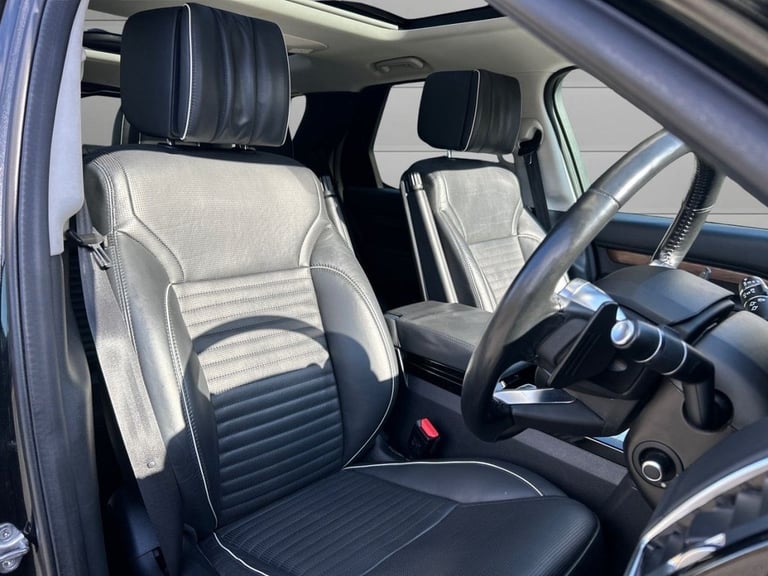 2018 Land Rover Discovery 3.0 TD6 HSE Luxury 5dr Auto ESTATE DIESEL Automatic