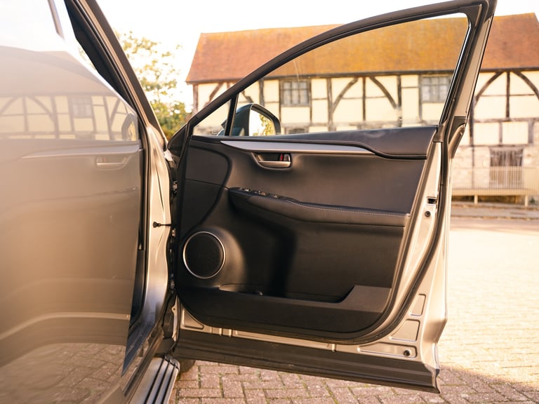 2017 Lexus NX 2.5 300h F Sport SUV 5dr Petrol Hybrid E-CVT 4WD Euro 6 (s/s)