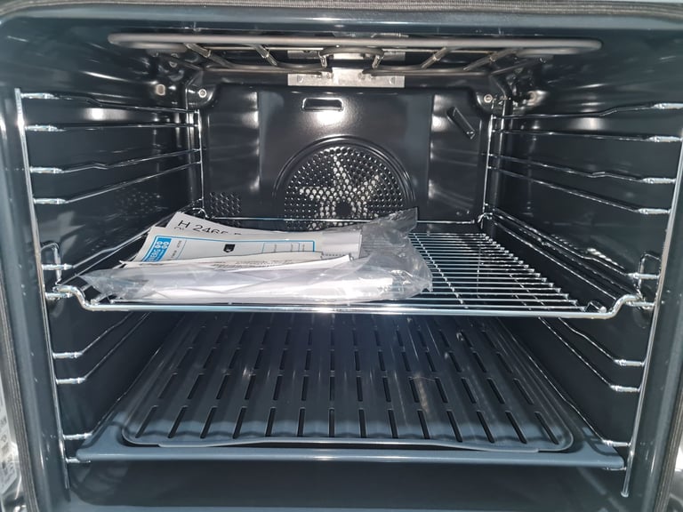 Miele single electric oven built-in black multifunction pyrolytic 