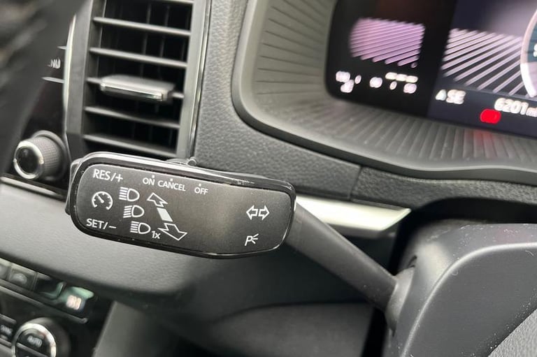 2024 Skoda Karoq 1.5 TSI SE Drive 5dr ESTATE PETROL Manual