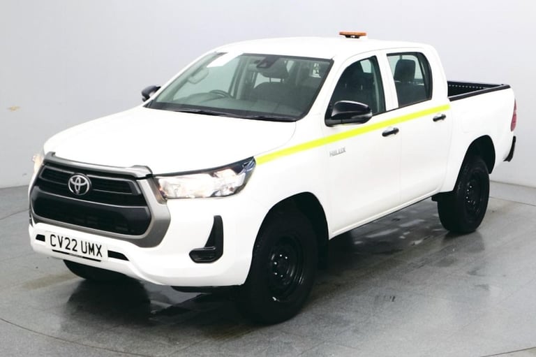 2022 Toyota Hilux 2.4 D-4D Active Pickup Double Cab 4WD 150 BHP Euro 6 ULEZ Free PICKUP Diesel Ma...