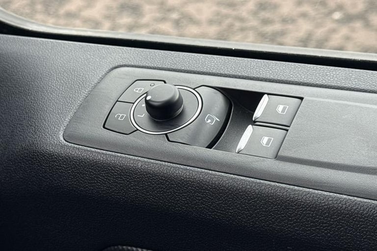 2025 Ford Transit Custom 280 Limited L2 LWB FWD 2.0 EcoBlue 136ps Low Roof, AIR CON, CRUISE CONTR...